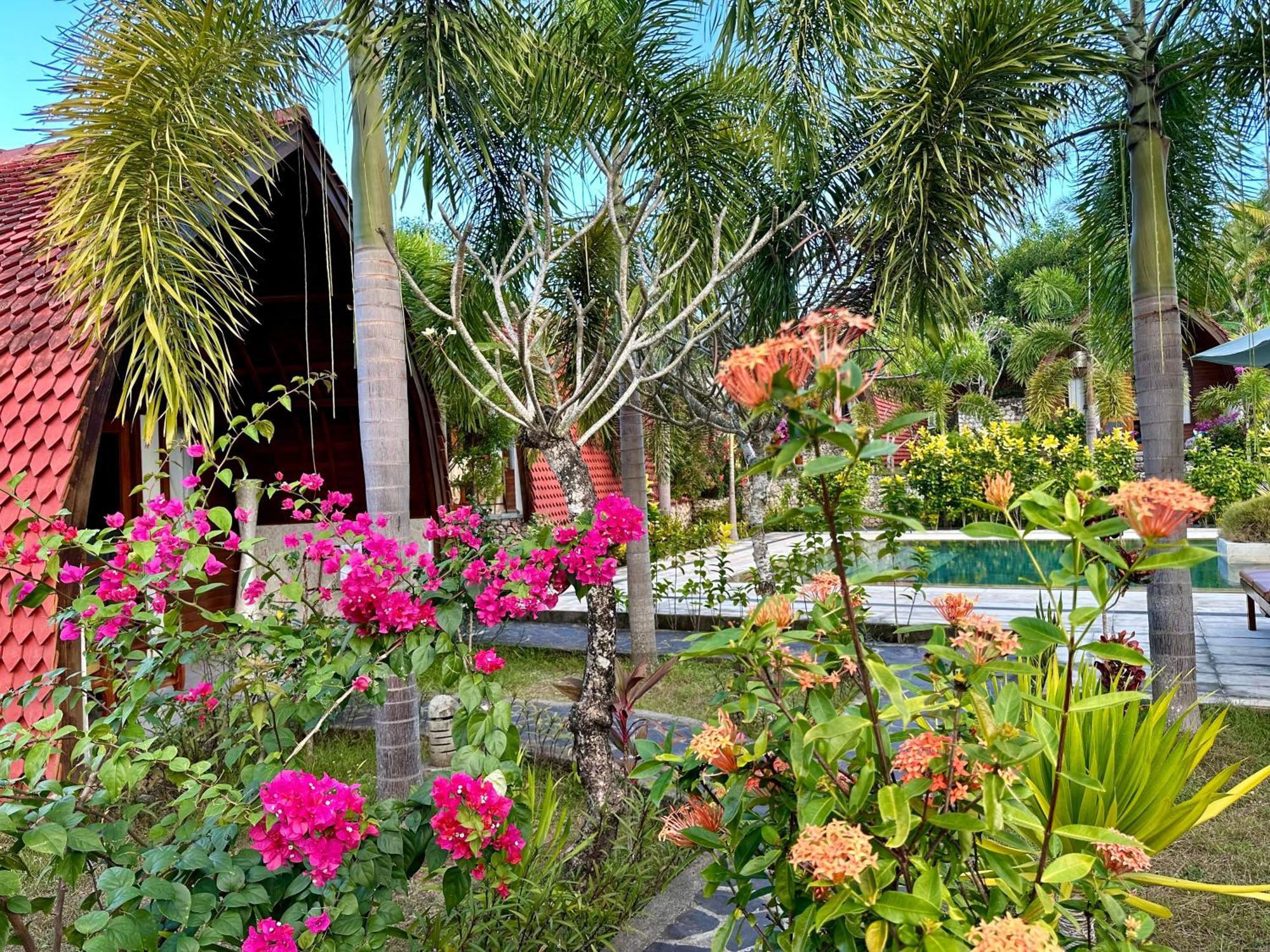 Jungle Paradise Batununggul Exterior foto
